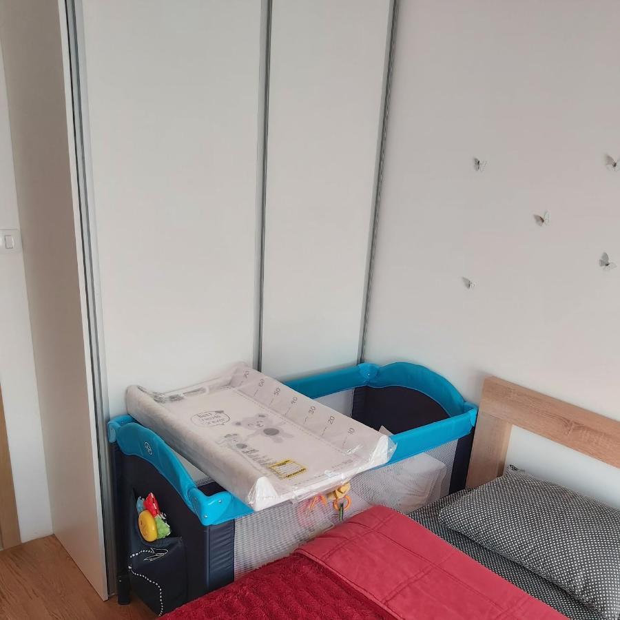 Apartman Miss T Apartment Подгорица Екстериор снимка